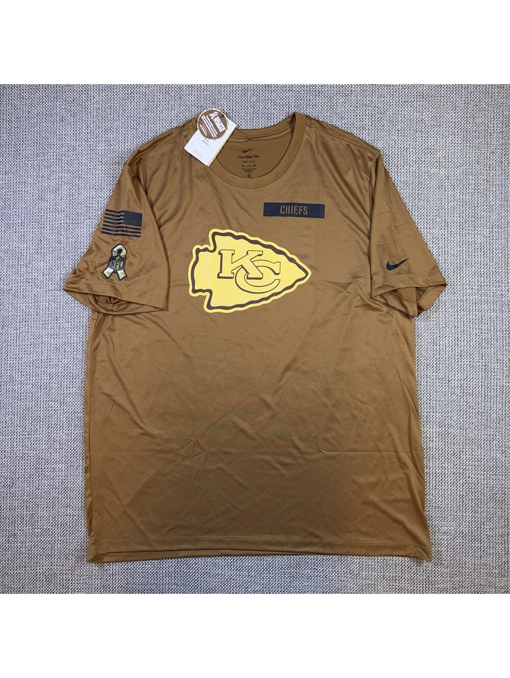 Nike Kansas City Chiefs Salute to Service Shirt Mens XXL Dri-FIT NFL NWT 2023
